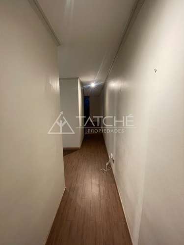 2D 2B CON 1E Y BODEGA REMODELADO A PASOS DE METRO MANQUEHUE - Imagen 6