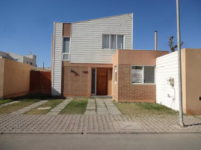 MIRADOR DEL VALLE  $1.300.000.- No incl. Gastos Comunes. Disponible a partir de enero 2027.