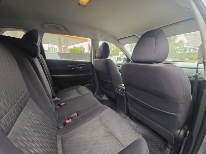NISSAN X-TRAIL SENSE 2.5 AT - Imagen 15