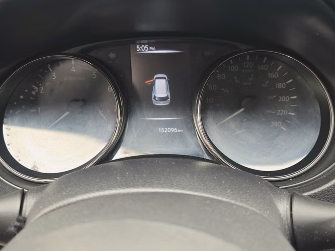 NISSAN X-TRAIL SENSE 2.5 AT - Imagen 7