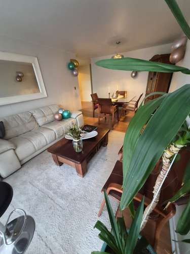 Vendo amplio departamento 3D/2B A pasos de hospital