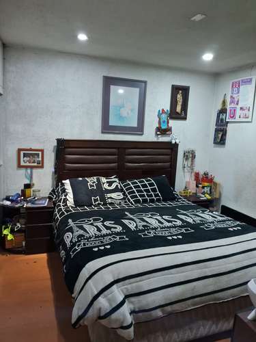 CASA ESQUINA VILLA LAS MERCEDES - Imagen 7