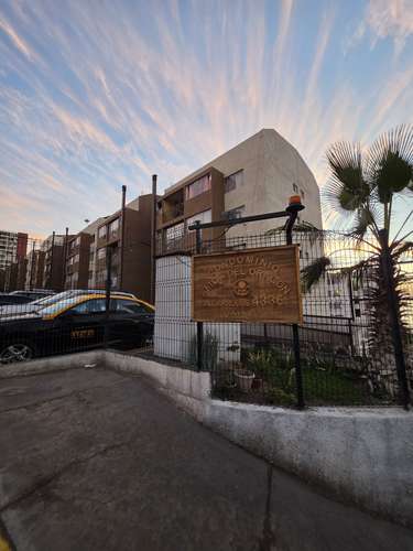 DEPTO EN VENTA ALTOS DEL DRAGÓN 2D 1B REMODELADO 60 M2