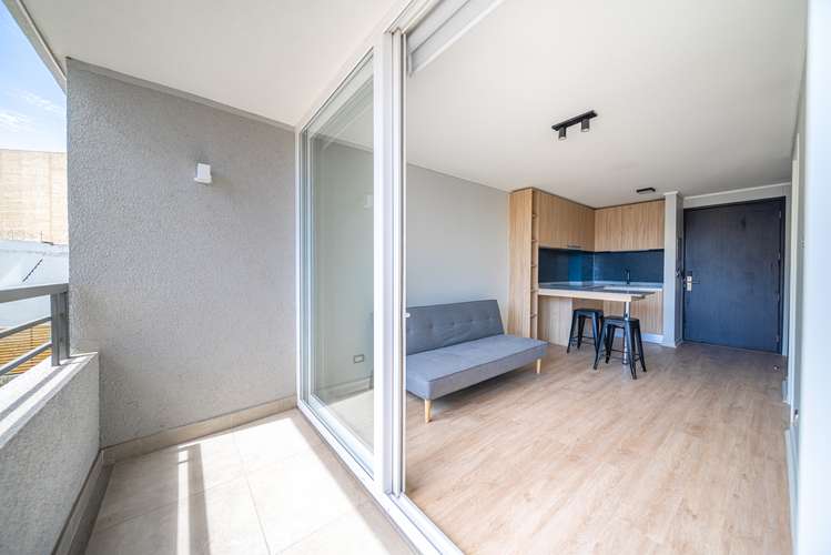 Edificio Cinco de Ab [3129-1]