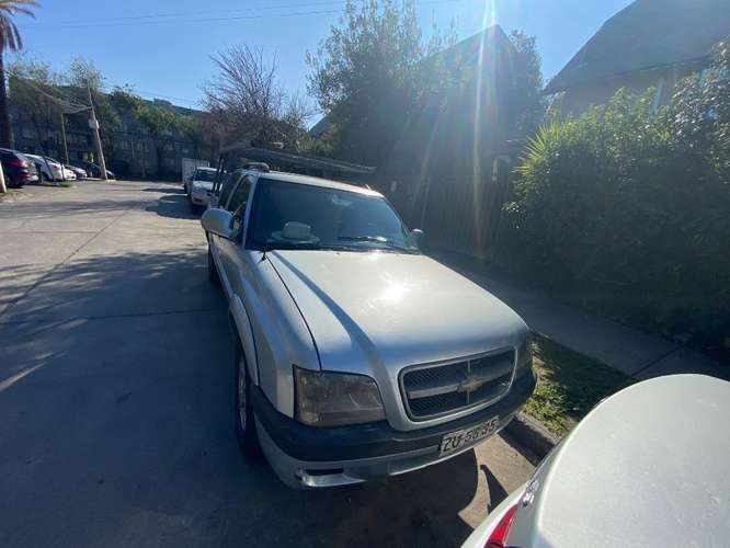 Vendo s10 en buen estado
