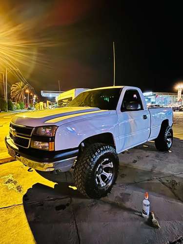 Se vende Chevrolet silverado 2006