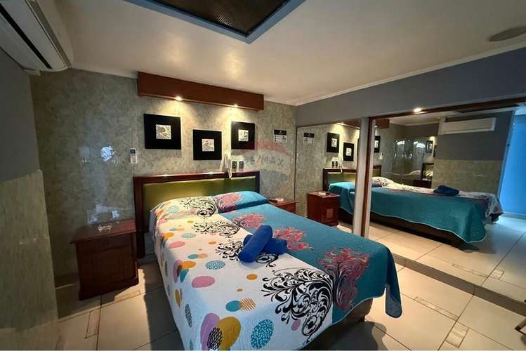 Inversión hotel  60 años de trayectoria santiago. - Imagen 27