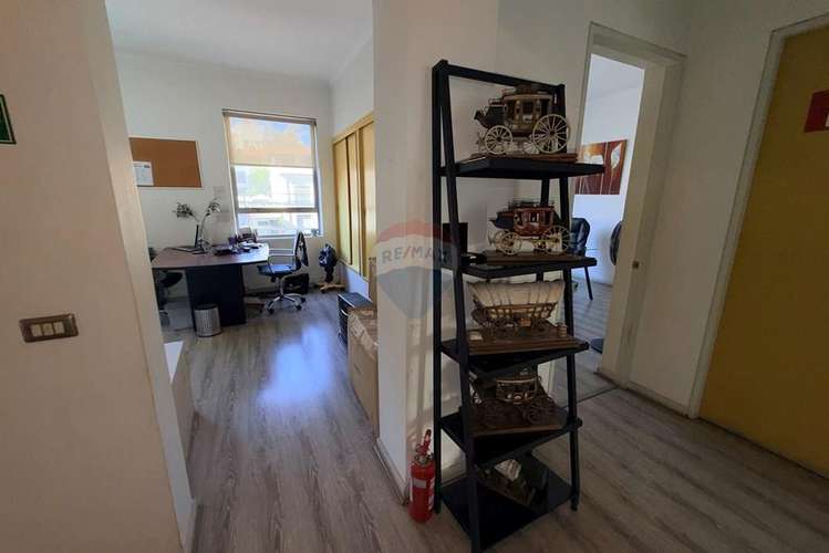 Arriendo casa comercial 339 m2 providencia - Imagen 37