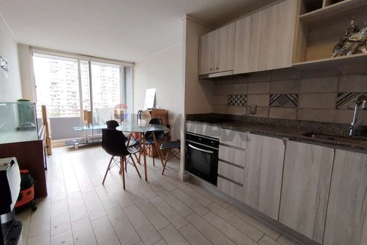 Arriendo bello depto 1d 1b +bg metro sta ana - Imagen 3