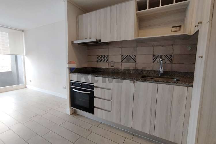 Arriendo bello depto 1d 1b +bg metro sta ana - Imagen 1
