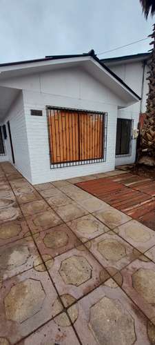 VENTA  CASA  OFERTA3 HAB 2 B  A 4 CUADRAS CENTRO  SAN FELIPE