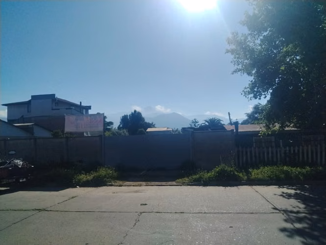 Se Vende Terreno en La Calera, Frente a Estadio Nicolas Chahuan