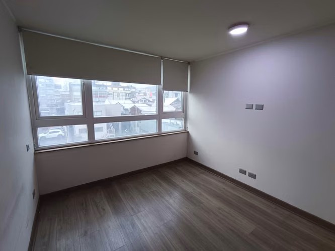 Excelente depto 2D2B+E+B central en Concepción - Imagen 11