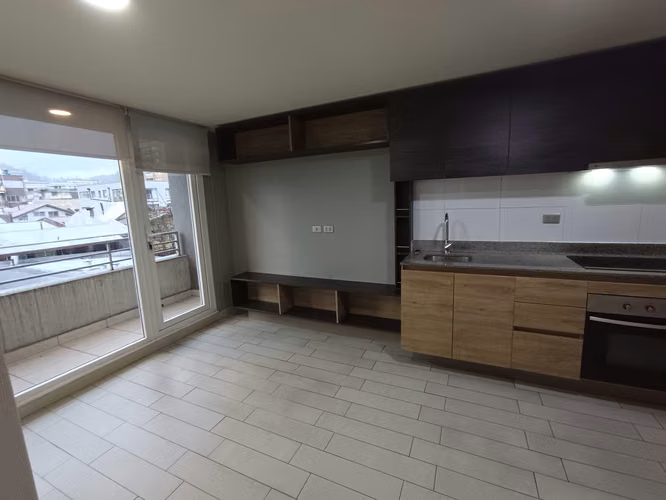 Excelente depto 2D2B+E+B central en Concepción - Imagen 2