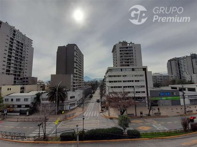 Metro Plaza Egaña Departamento Studio - Imagen 35