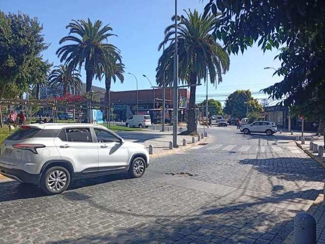 Local Comercial en arriendo · San Antonio