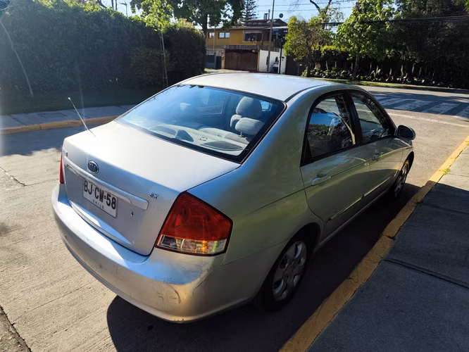 KIA CERATO - Imagen 8