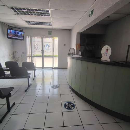 Local Comercial en arriendo · San Antonio