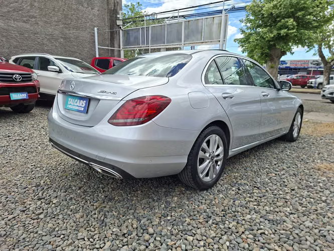 MERCEDES-BENZ C200 2019