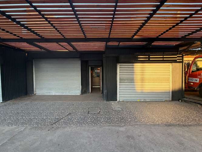 Local de comida equipado 230 m2 últiles