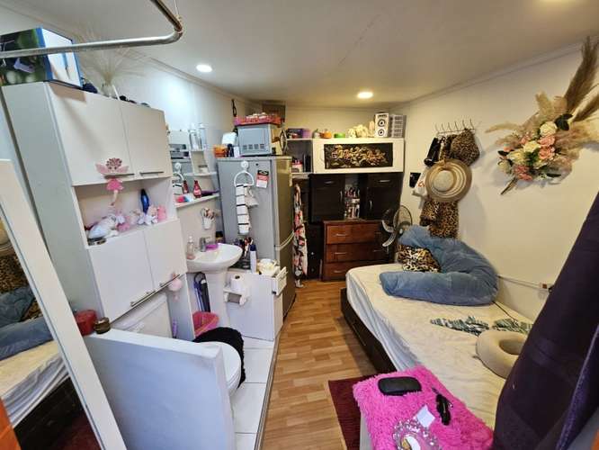 Oportunidad / Amplia Casa / Centro de Lampa / 5D+1B - Imagen 2
