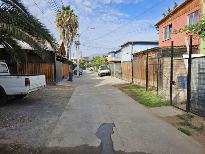 Oportunidad / Amplia Casa / Centro de Lampa / 5D+1B - Imagen 27