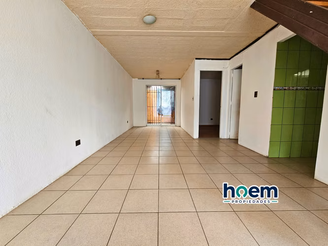 ¡CASA EN CALLE PRINCIPAL! CON POTENCIAL COMERCIAL - Imagen 4