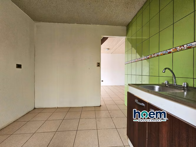 ¡CASA EN CALLE PRINCIPAL! CON POTENCIAL COMERCIAL - Imagen 5
