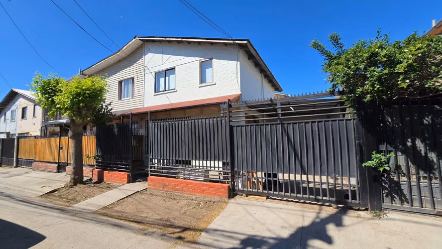 Se Arrienda Casa en Villa Puertas del Sol en Comuna de Talagante