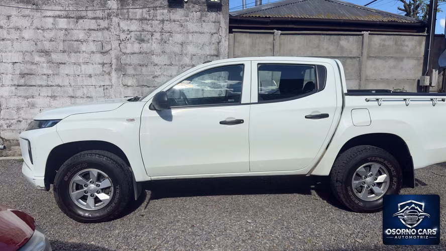 MITSUBISHI L200 KATANA 4X4 AÑO 2022