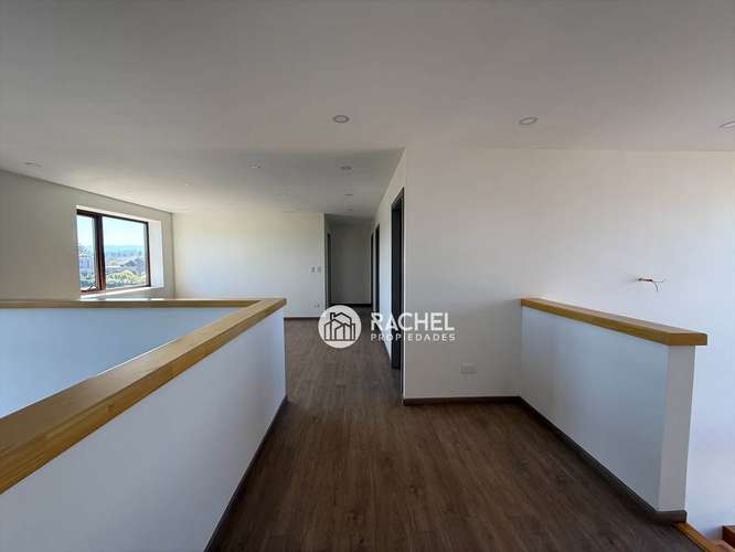 Se Vende Hermosa Casa Mediterránea Nueva en Condominio – Lomas del Carmen