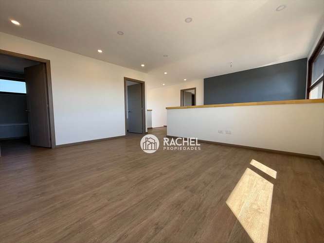 Se Vende Hermosa Casa Mediterránea Nueva en Condominio – Lomas del Carmen