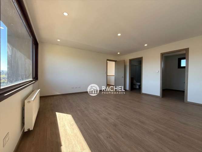 Se Vende Hermosa Casa Mediterránea Nueva en Condominio – Lomas del Carmen