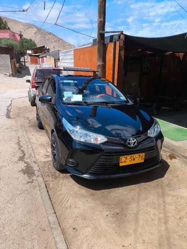 Colectivo Toyota Yaris 2022