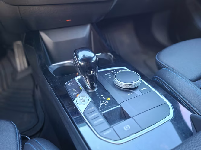 BMW 118I M SPORT 2023 - Imagen 13