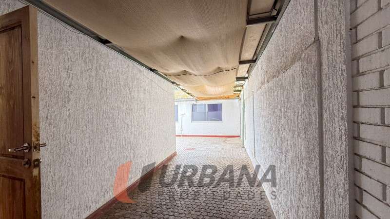 ARRIENDO CASA COMERCIAL – AVENIDA LOS PERALES, LA