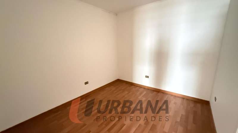 ARRIENDO CASA COMERCIAL – AVENIDA LOS PERALES, LA