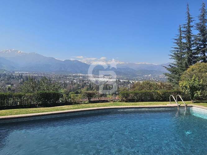 Comoda Casa  Venta o Arriendo en Golf Lomas de La Dehesa