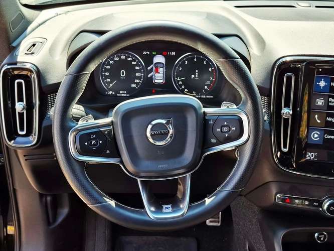 VOLVO XC40 2020 - Imagen 18