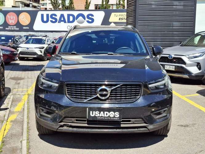 VOLVO XC40 2020 - Imagen 2