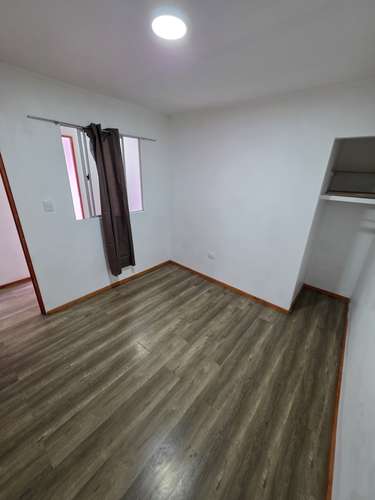 CASA EN ARRIENDO IQUIQUE 18D 5B