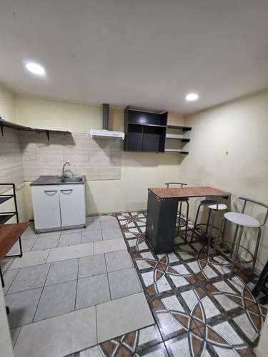 CASA EN ARRIENDO IQUIQUE 18D 5B