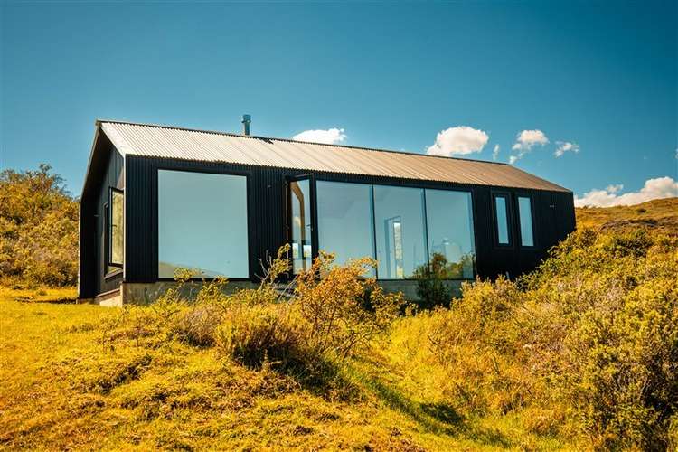 Sitio de 5011m2 con casa en venta en Puerto Consuelo Natales