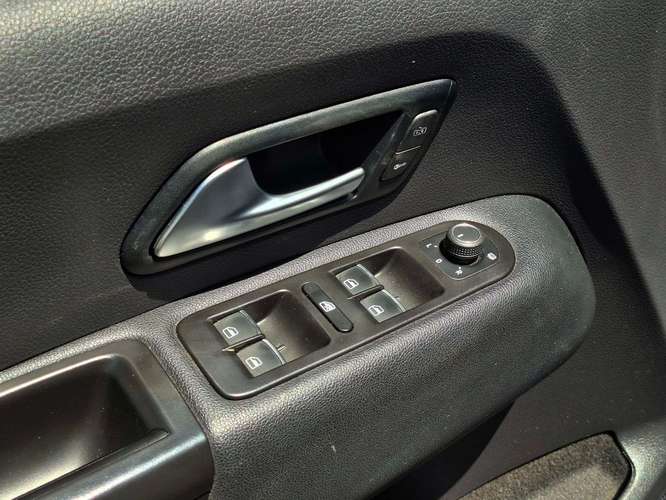 VOLKSWAGEN AMAROK 2023 - Imagen 12