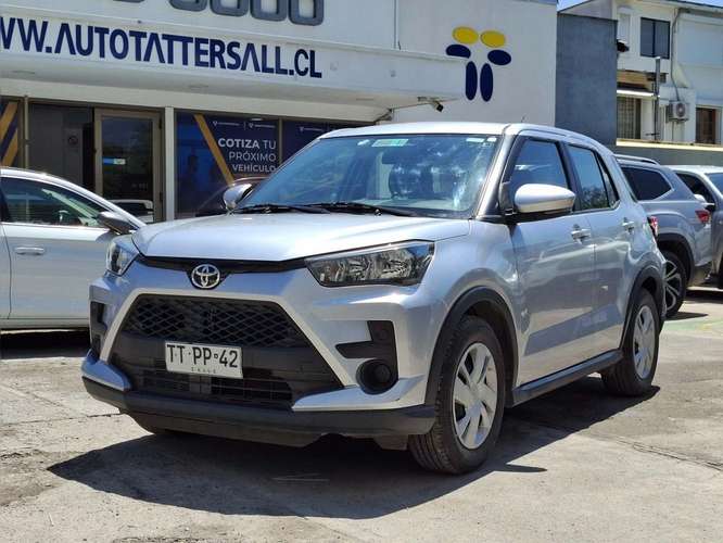 TOYOTA RAIZE 2025
