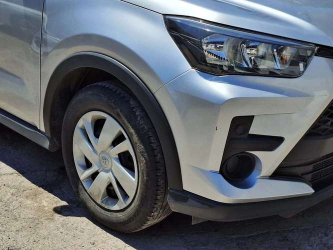TOYOTA RAIZE 2025 - Imagen 5