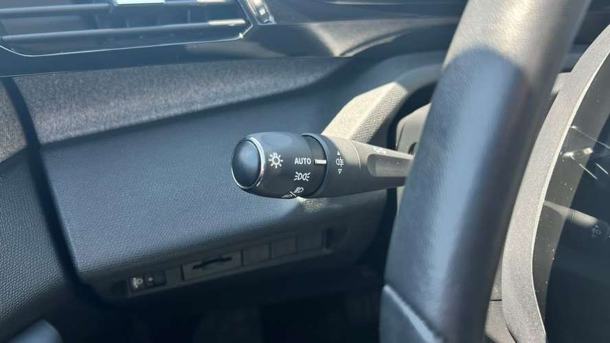 Peugeot 308 ALLURE PACK 130 EAT8 1.2 AUT 5P (2023)