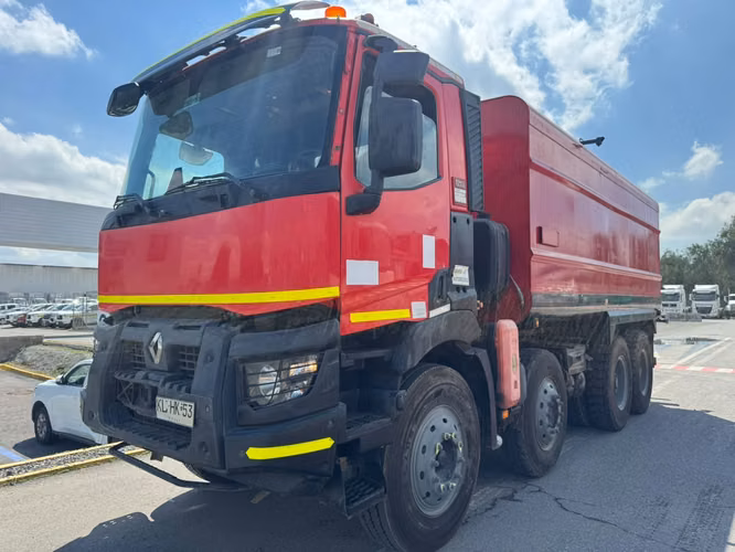 Camión Usado Aljibe Renault K-480