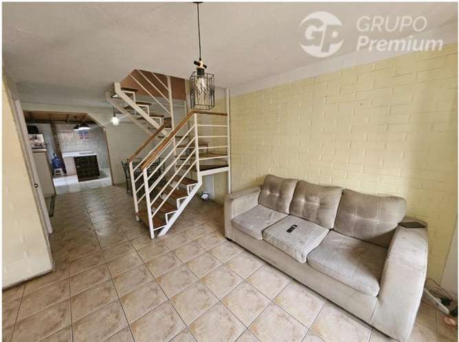 Casa en venta de 3D+2B+1Est,+1BOD en Quilicura - Imagen 4