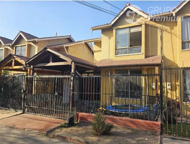 Casa en venta de 3D+2B+1Est,+1BOD en Quilicura - Imagen 1